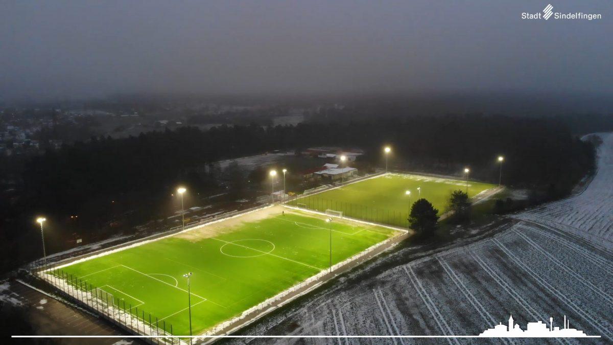 Sportplatz neu